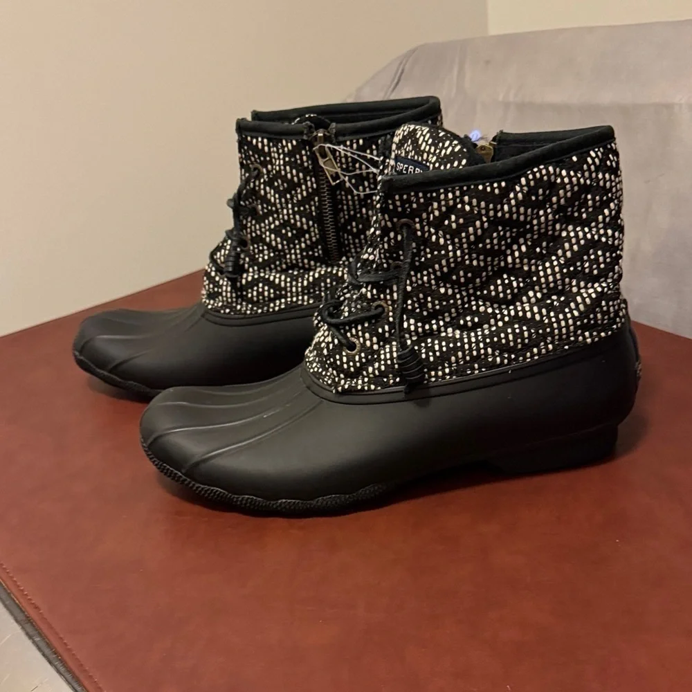 Sperry Black and White Patterned Winter Boots